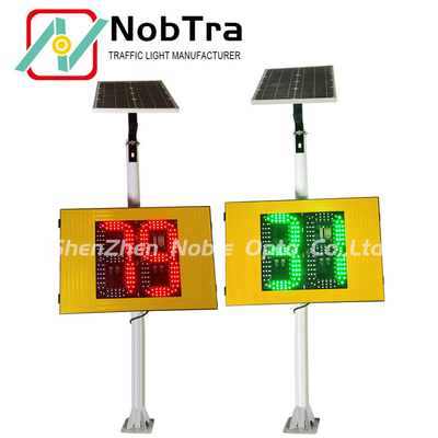 太阳能雷达交通信号灯 IP54耐候 具有高耐久性EC认证